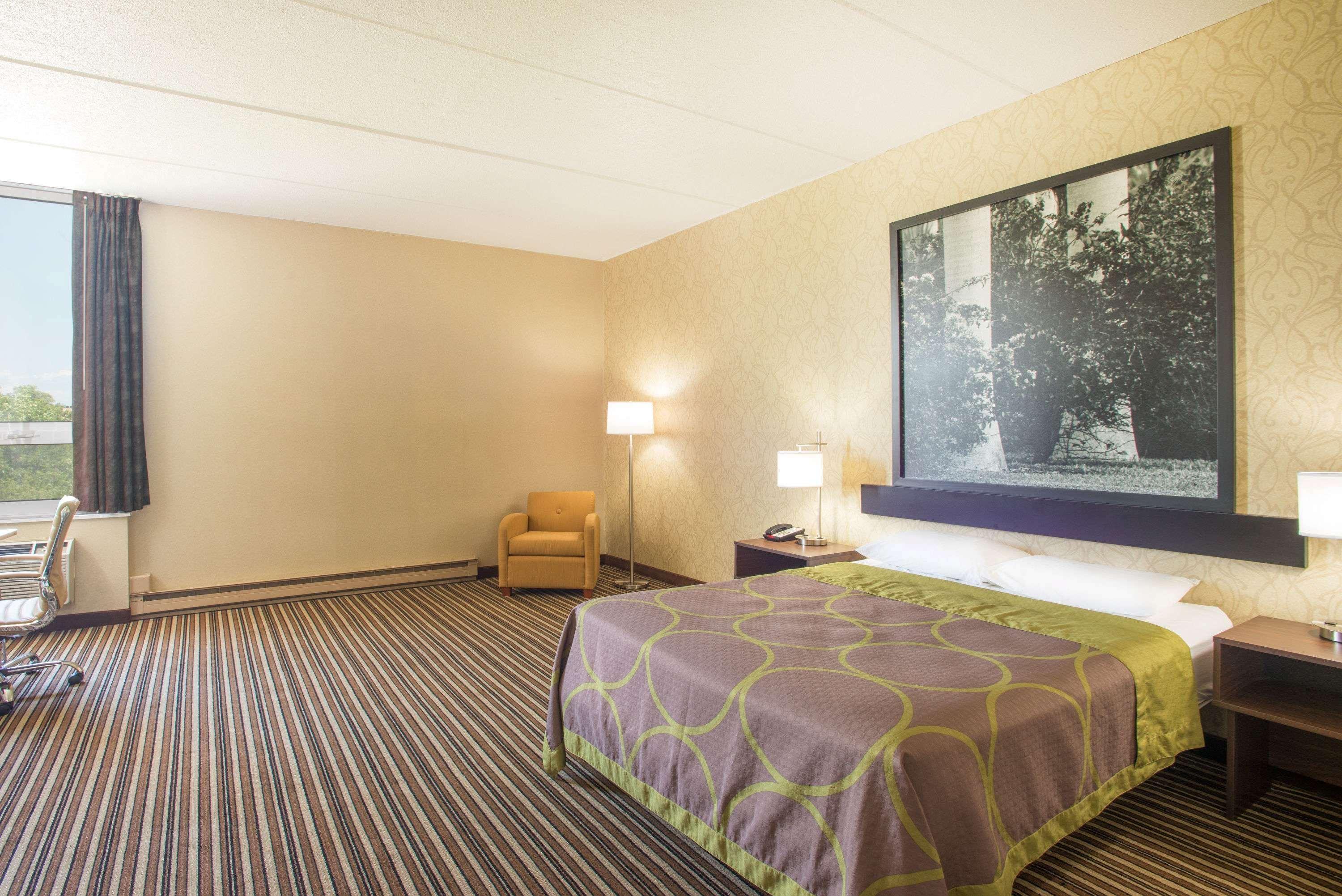 Hotel Super 8 By Wyndham Plattsburgh Exterior foto